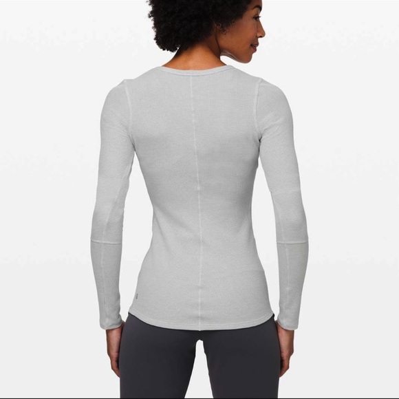 Lululemon Closed Call Henley Womens Thermal Waffle Knit Top Shirt Size XS EUC - Picture 2 of 15